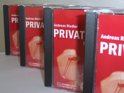 DVD Privatrecht hintereinander aufgereiht DVD Privatrecht hintereinander aufgereiht